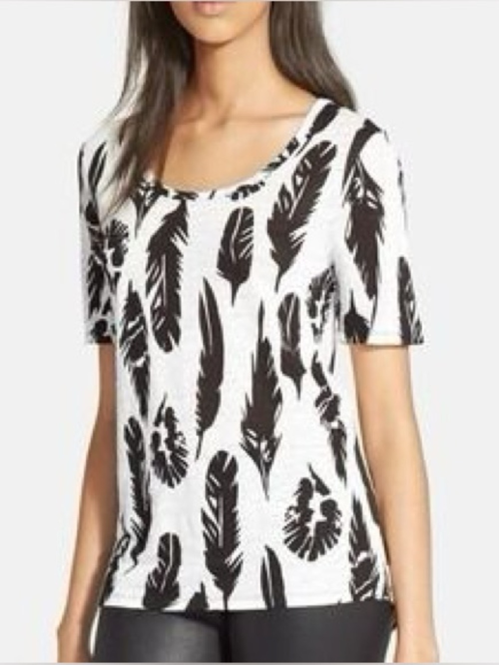 Vince Plume Print 100% Linen Scoop Neck Top,‎ Size Medium